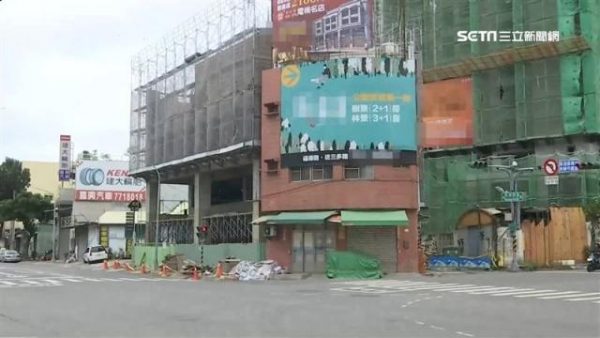 台灣最強釘子戶在高雄？紙片屋僅28公分窄