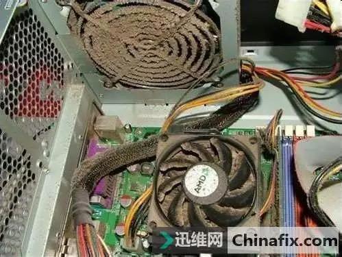 電腦無故一段時間就重開機可能原因？解決方式？