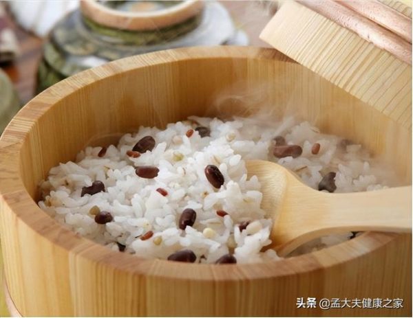 瘦身》只吃菜不吃飯減重 會對身體產生什麼影響？