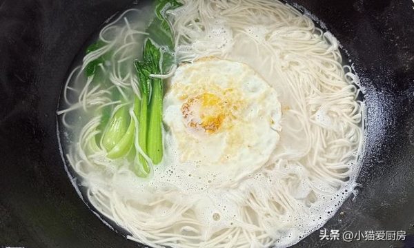 「清湯麵條」怎麼做才好吃？愛吃麵條的一定要收藏食譜