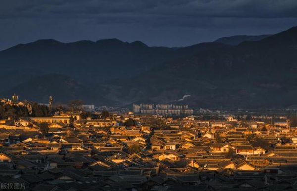 雲南麗江古城和山東台兒莊古城吃喝玩樂推薦