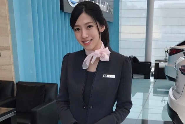 正妹 Lexus極品女神蔡芳婷的ig 生活大小事