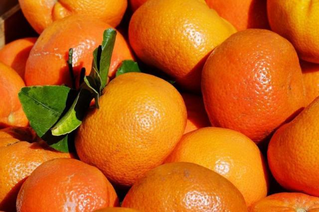 怎麼挑橘子才好吃？「3要訣」讓你挑到甜又多汁的喔！