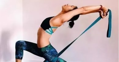 伸展帶、瑜伽磚該怎麼使用？7種簡易用法一次就懂