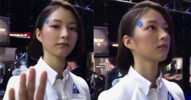 日本女友AI機器人上市，一小時售出萬台